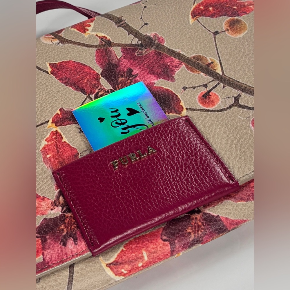 Furla Furla and Cream Floral Crossbody Bag. Chain and leather strap. - Picture 10 of 10